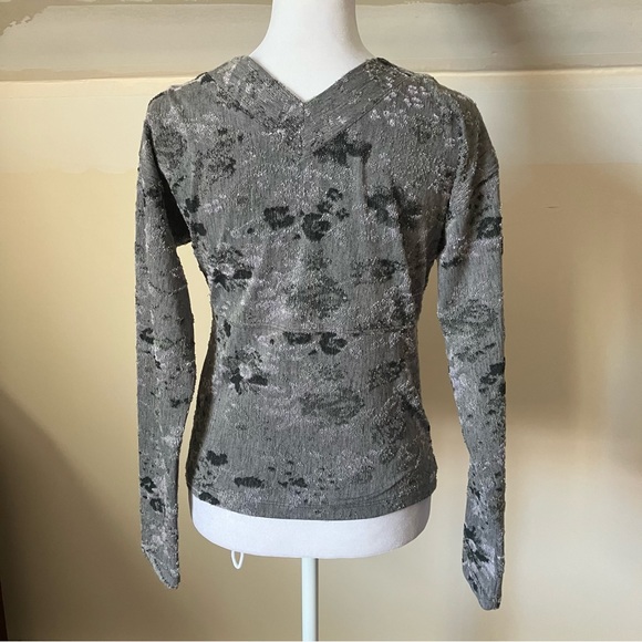 Free People Gray Floral Carolina Cropped Button Front Cardigan size Small - Picture 5 of 8